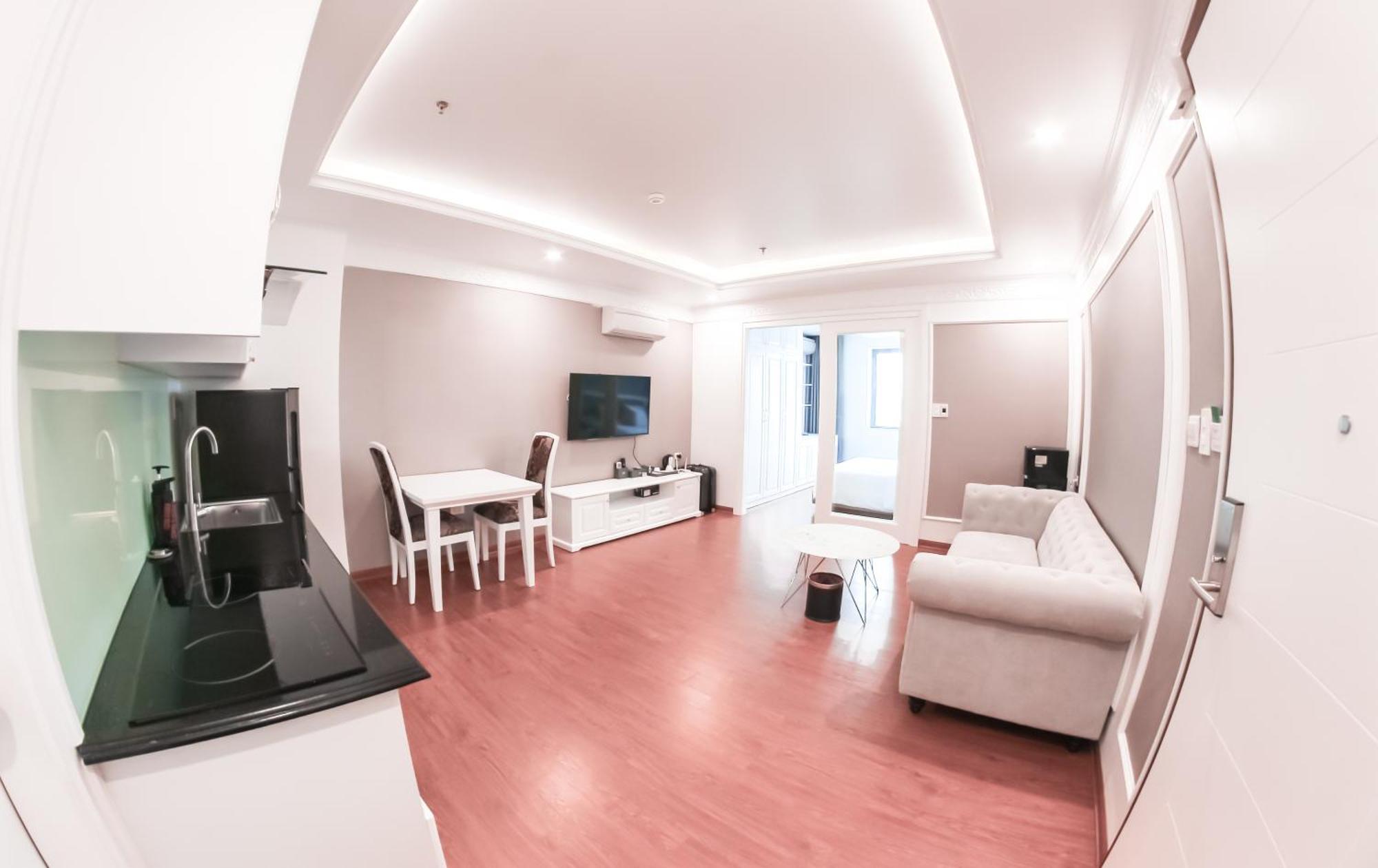 GM Hotel&Apartment Hai Phong Buitenkant foto