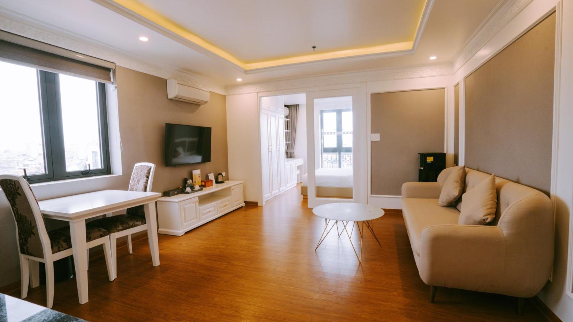 GM Hotel&Apartment Hai Phong Buitenkant foto