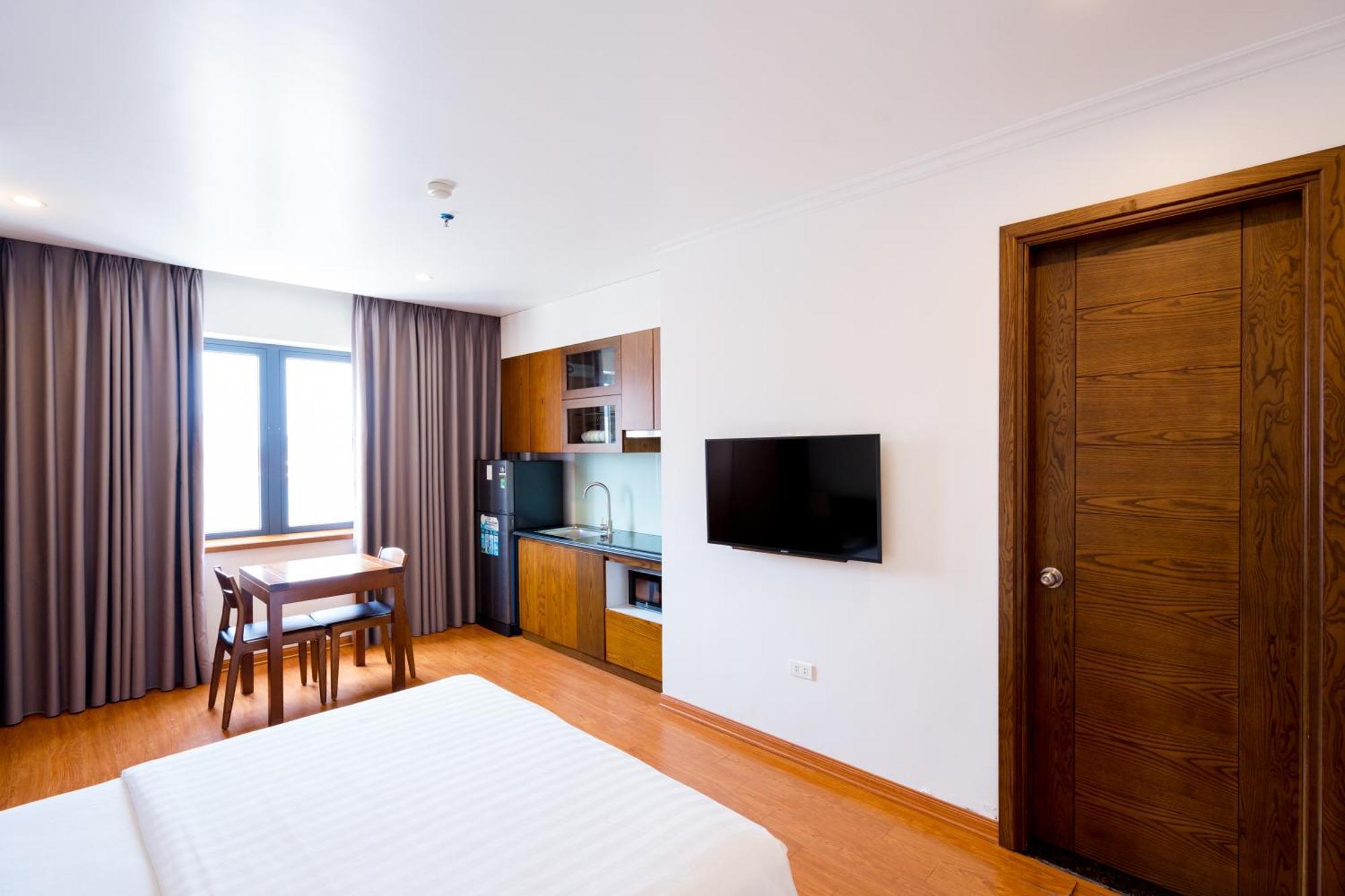 GM Hotel&Apartment Hai Phong Buitenkant foto